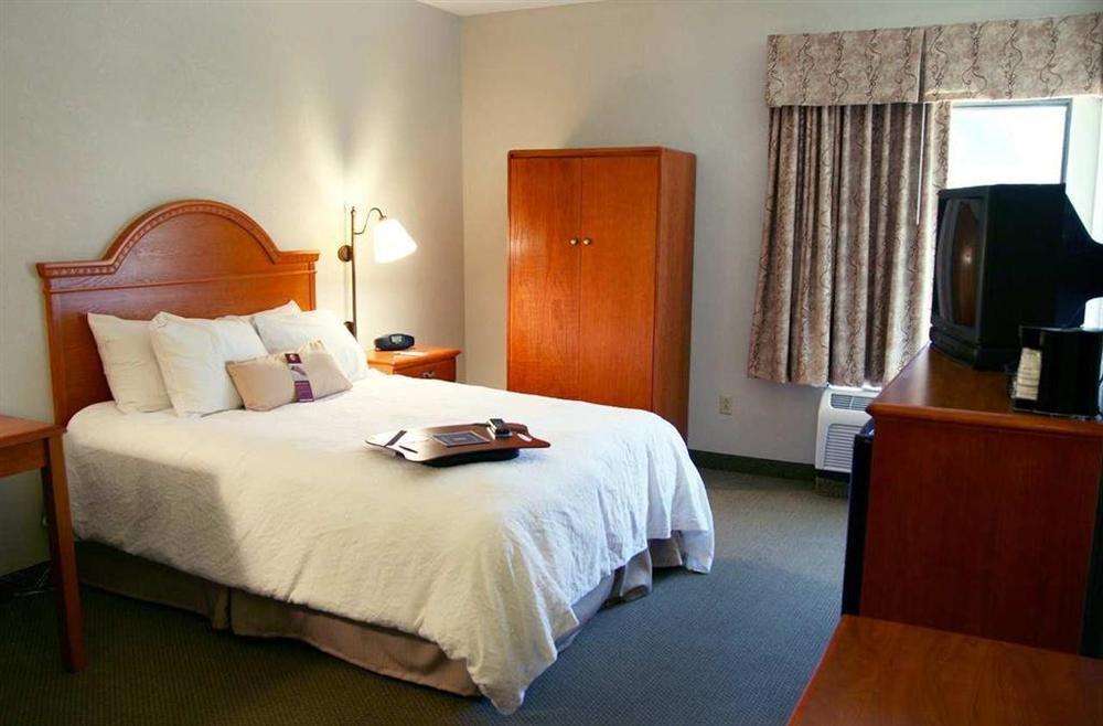 Mainstay Suites Bourbonnais - Kankakee Room photo